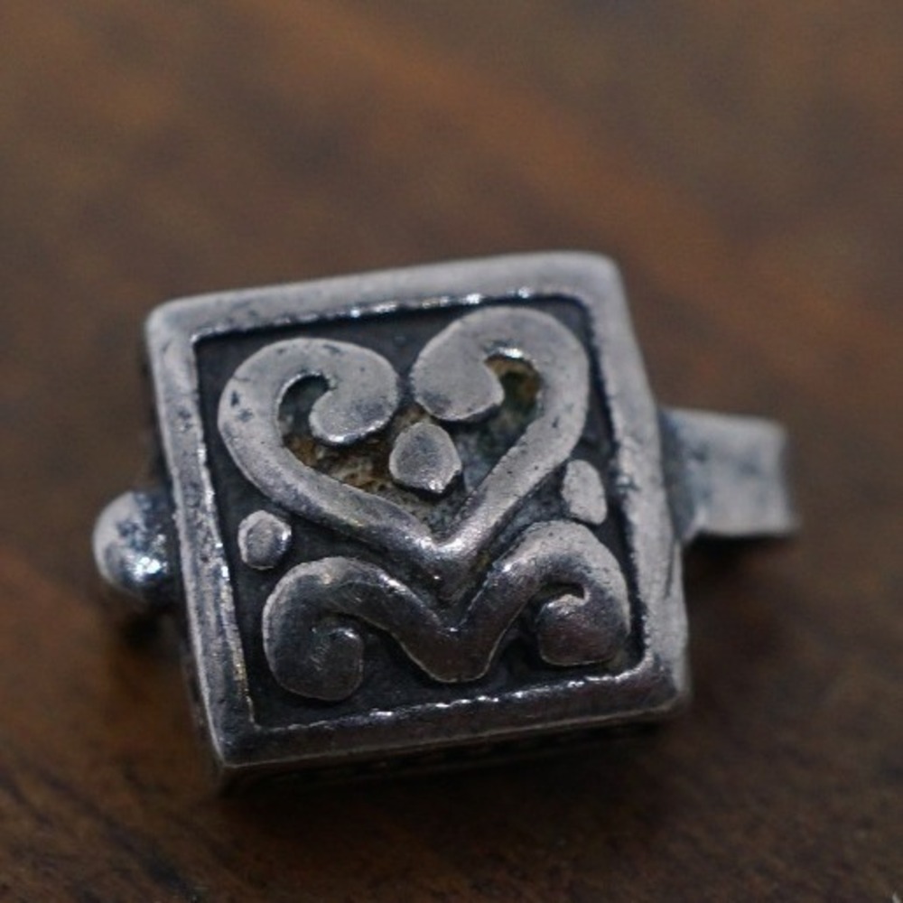 925 Sterling Silver Square Heart‎ Scroll Pendant Charm Oxidized Boho 1.31g